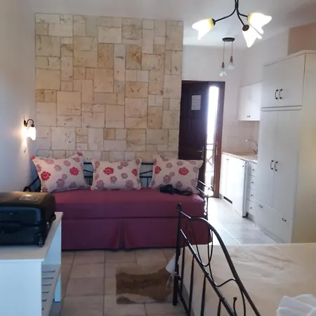 Pansion Irini Apartament *
