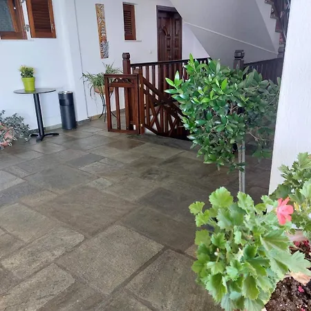 Pansion Irini Apartament