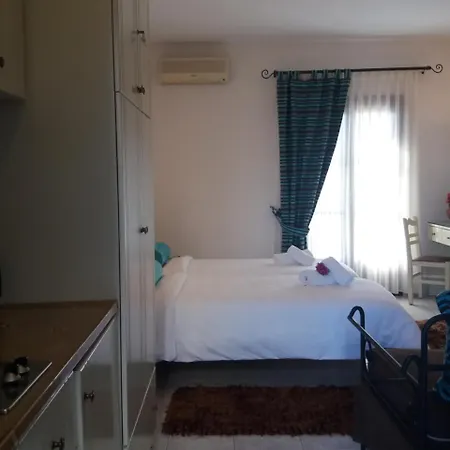 Pansion Irini Apartament
