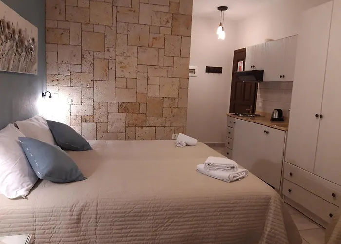 Pansion Irini Apartment *