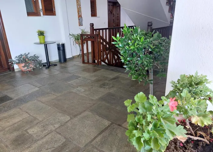 Pansion Irini Apartment