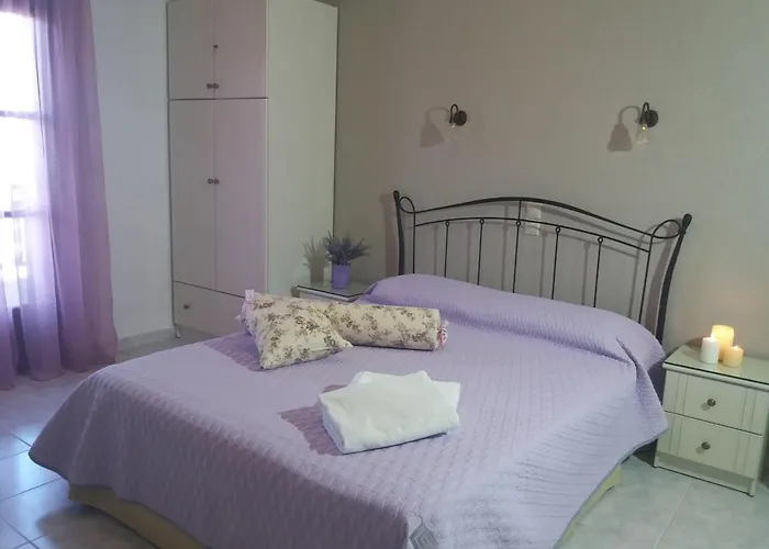 Pansion Irini Apartment